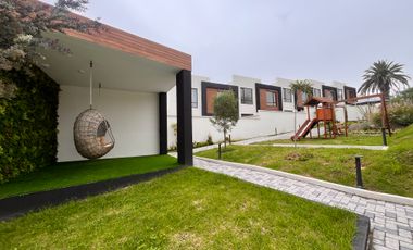Casa de Venta Por Estrenar en Tumbaco