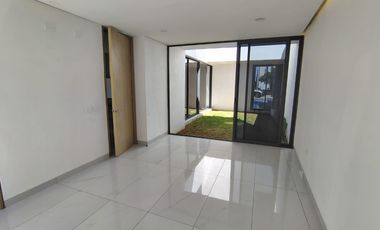 CASA EN VENTA RESIDENCIAL MAYORCA LEÓN GUANAJUATO