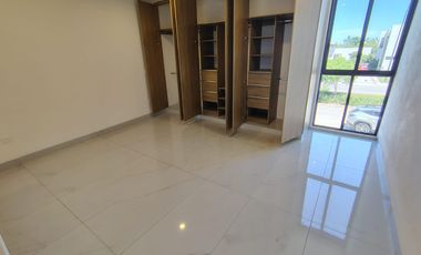 CASA EN VENTA RESIDENCIAL MAYORCA LEÓN GUANAJUATO