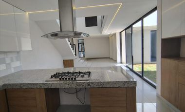 CASA EN VENTA RESIDENCIAL MAYORCA LEÓN GUANAJUATO
