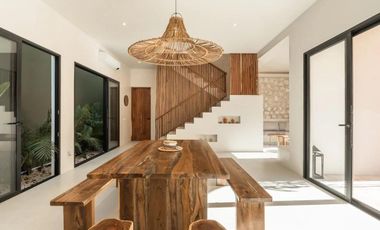 Villa en venta de 4 recámaras   piscina privada en exclusiva zona de Tulum