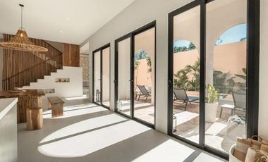 Villa en venta de 4 recámaras   piscina privada en exclusiva zona de Tulum