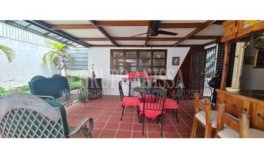 Oportunidad! Se Vende Hermosa Casa en Altos de Betania COD. 440----