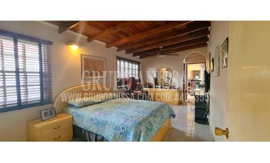 Oportunidad! Se Vende Hermosa Casa en Altos de Betania COD. 440----