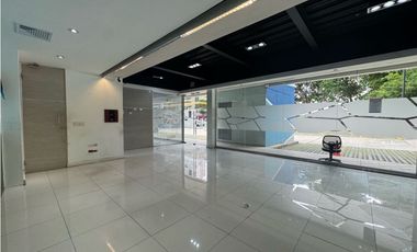 ALQUILER DE LOCAL COMERCIAL EN  PLANTA BAJA EN OBARRIO 463m2 JP