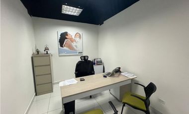 ALQUILER DE LOCAL COMERCIAL EN  PLANTA BAJA EN OBARRIO 463m2 JP