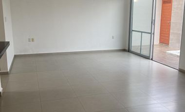 CASA CON ALBERCA Y PANELES EN VENTA EN PUNTA TIBURON