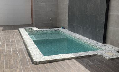 CASA CON ALBERCA Y PANELES EN VENTA EN PUNTA TIBURON