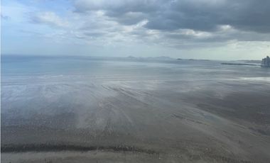 VENTA DE APARTAMENTO EN COSTA DEL ESTE LINEA BLANCA PRIMERA LINEA JP