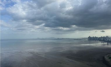 VENTA DE APARTAMENTO EN COSTA DEL ESTE LINEA BLANCA PRIMERA LINEA JP