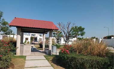 CASA AMUEBLADA* HACIENDA VIÑEDOS LEON RENTA