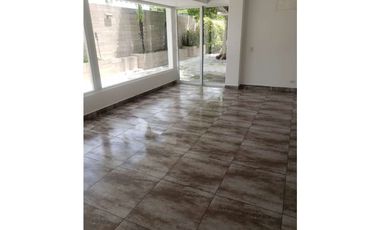 Venta de casa en Costa Sur (Quintas de Versalles, Modelo Lyon) GTA