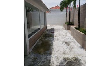 Venta de casa en Costa Sur (Quintas de Versalles, Modelo Lyon) GTA