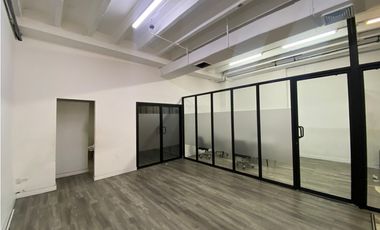 LOCAL / OBARRIO / EDIFICIO CENTRAL / 157 M2 / 4 PARKING / VACIO