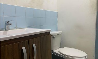 LOCAL / OBARRIO / EDIFICIO CENTRAL / 157 M2 / 4 PARKING / VACIO