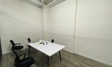 LOCAL / OBARRIO / EDIFICIO CENTRAL / 157 M2 / 4 PARKING / VACIO