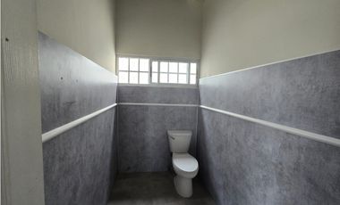 LOCAL COMERCIAL - 130M2 - VIA PORRAS