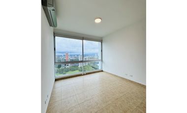 Venta - Apartamento en Titanium, Costa del Este
