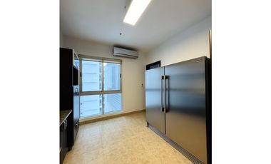 Venta - Apartamento en Titanium, Costa del Este