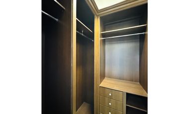 Venta - Apartamento en Titanium, Costa del Este