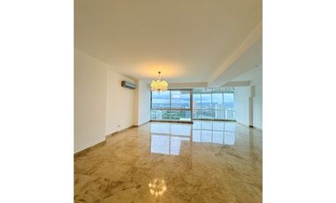 Venta - Apartamento en Titanium, Costa del Este