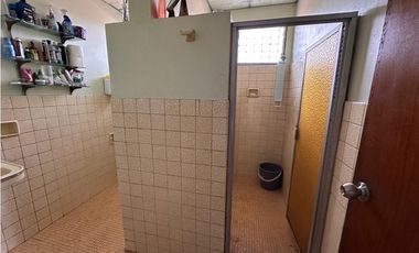 VENTA CASA CON ESTRUCTURA MULTIFAMILIAR EN PARQUE LEFEVRE EV