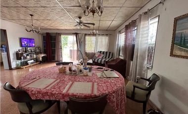 VENTA CASA CON ESTRUCTURA MULTIFAMILIAR EN PARQUE LEFEVRE EV