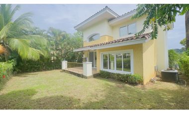 VENTA DE CASA EN TUCAN COUNTRY CLUB PRECIO DE OPORTUNIDAD 505M2 JP