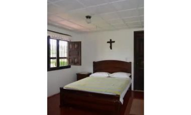 Se vende finca en  Quimbaya - 8 cuadras