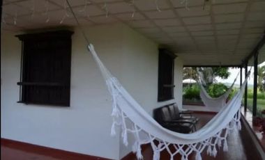 Se vende finca en  Quimbaya - 8 cuadras