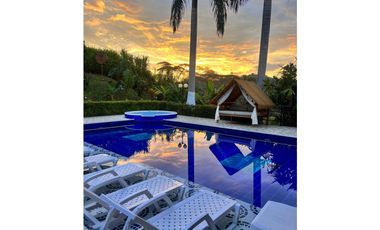 Venta casa con lote en en la vega