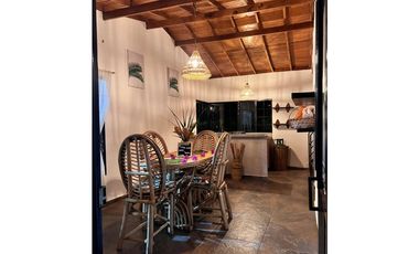 Venta casa con lote en en la vega