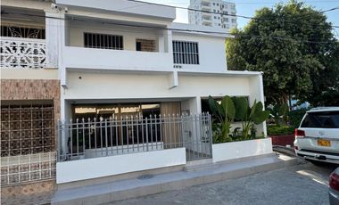 SE VENDE CASA EN MANGA AMOBLADA PARA AIRBNB