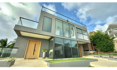 VENTA DE CASA EN CONDOMINIO PRIVADO VISTA AL MAR
