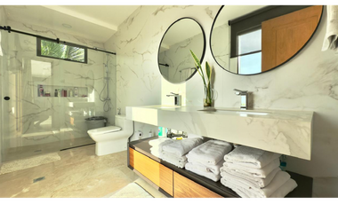VENTA DE CASA EN CONDOMINIO PRIVADO VISTA AL MAR