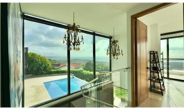 VENTA DE CASA EN CONDOMINIO PRIVADO VISTA AL MAR