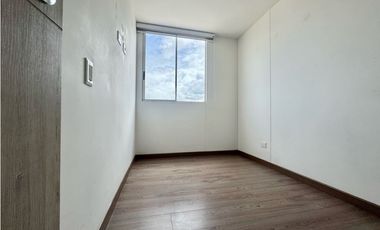 Vendo Apartamento con ascensor y parquedero en Cajica.