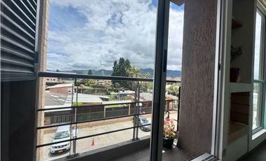 Vendo Apartamento con ascensor y parquedero en Cajica.