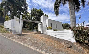 CASA CAMPESTRE EN VENTA, MEDIO DAPA, NORTE, CALI, YUMBO