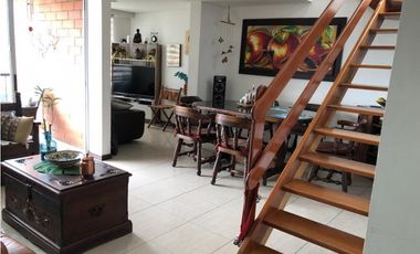 Alquilo Amplio apartamento PentHouse Dúplex frente a chipichape Norte