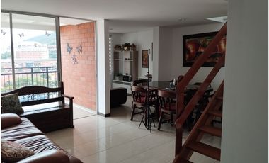 Alquilo Amplio apartamento PentHouse Dúplex frente a chipichape Norte