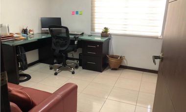 Alquilo Amplio apartamento PentHouse Dúplex frente a chipichape Norte