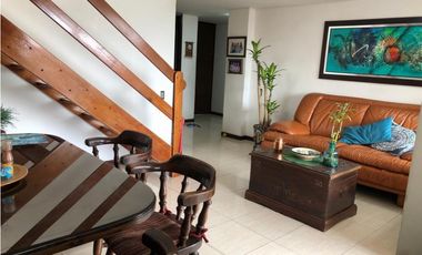 Alquilo Amplio apartamento PentHouse Dúplex frente a chipichape Norte