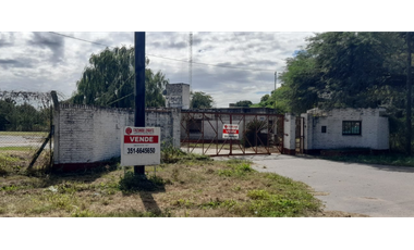 UNICA FRACCION DE 29.639 M2 c/ Tinglado - Oficinas - Vestuarios - Casa