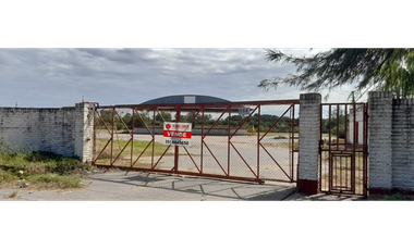 UNICA FRACCION DE 29.639 M2 c/ Tinglado - Oficinas - Vestuarios - Casa