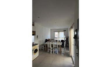 CON LA COMPRA DE ESTE 2 AMBIENTES TE REGALAMOS LA COCHERA