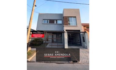 CON LA COMPRA DE ESTE 2 AMBIENTES TE REGALAMOS LA COCHERA