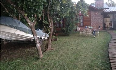 VENDO CASA EN AMPLIO TERRENO, QUINCHO Y PILETA, CANDELARIA MNES