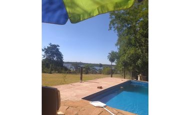 VENDO CASA EN AMPLIO TERRENO, QUINCHO Y PILETA, CANDELARIA MNES