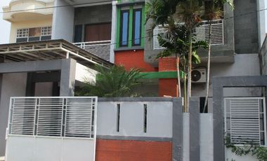 Rumah Besar 2 Lantai Siap Huni, Perum Taman Pinang, Sidoarjo Kota